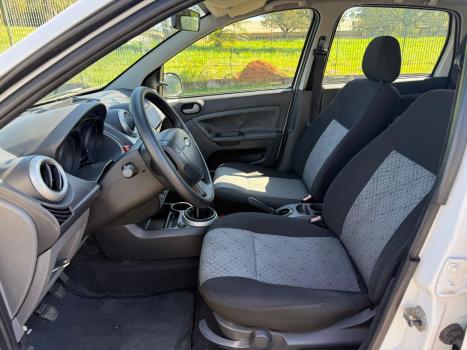 FORD Fiesta Hatch 1.6 4P ROCAM FLEX, Foto 6
