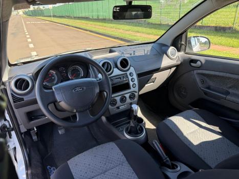 FORD Fiesta Hatch 1.6 4P ROCAM FLEX, Foto 7