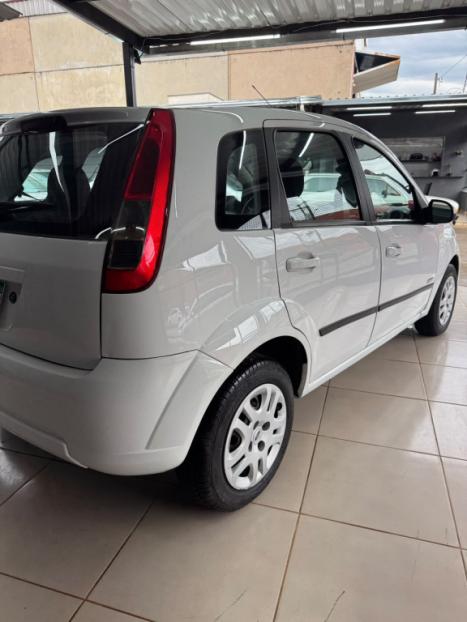 FORD Fiesta Hatch 1.0 4P FLEX, Foto 6