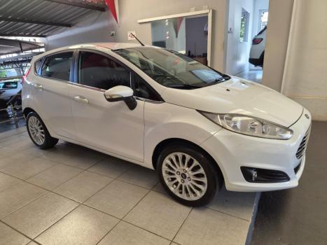 FORD Fiesta Hatch 1.6 4P TITANIUM FLEX, Foto 2
