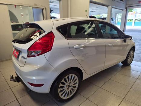 FORD Fiesta Hatch 1.6 4P TITANIUM FLEX, Foto 5