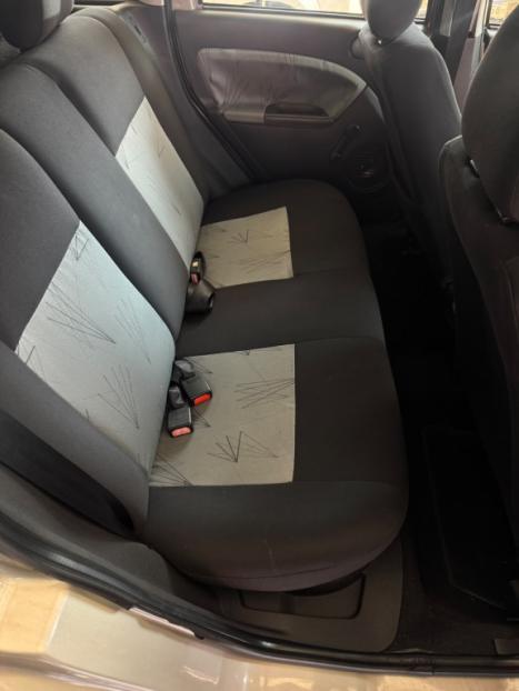 FORD Fiesta Hatch 1.6 4P, Foto 11