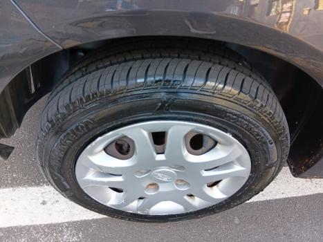 FORD Fiesta Hatch 1.6 4P ROCAM FLEX, Foto 10