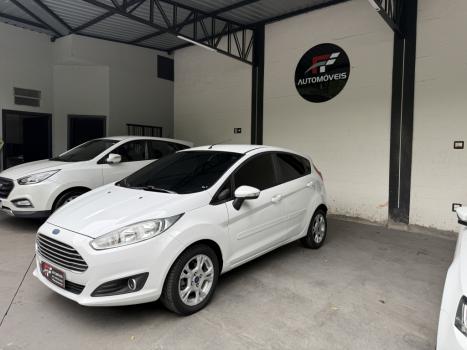 FORD Fiesta Hatch 1.6 16V 4P FLEX SE POWERSHIFT AUTOMÁTICO, Foto 2