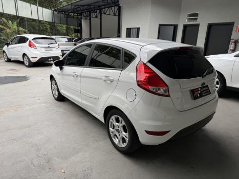 FORD Fiesta Hatch 1.6 16V 4P FLEX SE POWERSHIFT AUTOMÁTICO, Foto 4