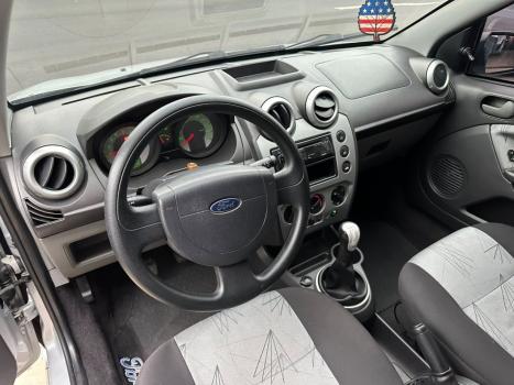 FORD Fiesta Hatch 1.6 CLASS, Foto 9