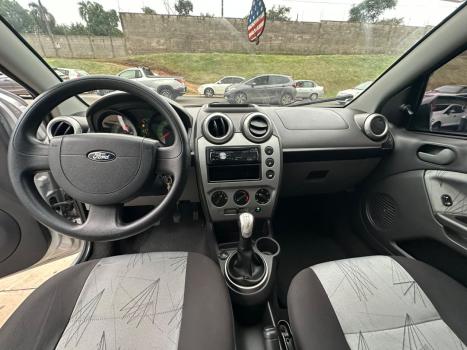 FORD Fiesta Hatch 1.6 CLASS, Foto 10