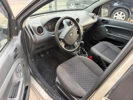 FORD Fiesta Hatch 1.6 4P FLEX, Foto 8