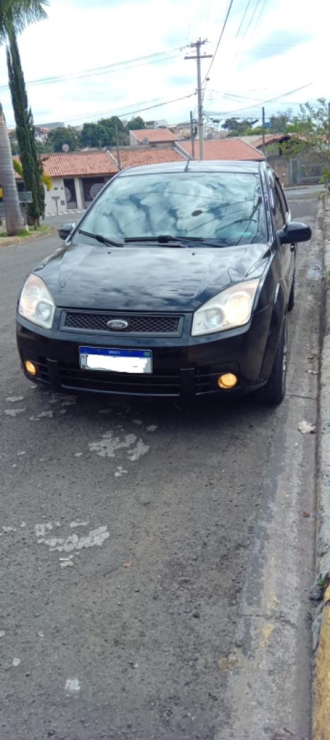 FORD Fiesta Sedan 1.6 4P FLEX, Foto 2