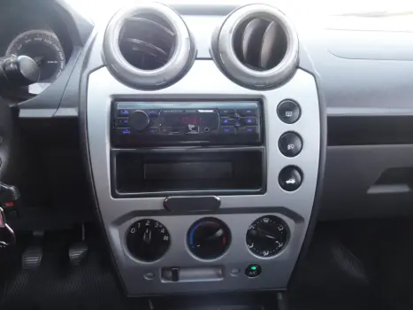 FORD Fiesta Sedan 1.6 4P FLEX, Foto 11
