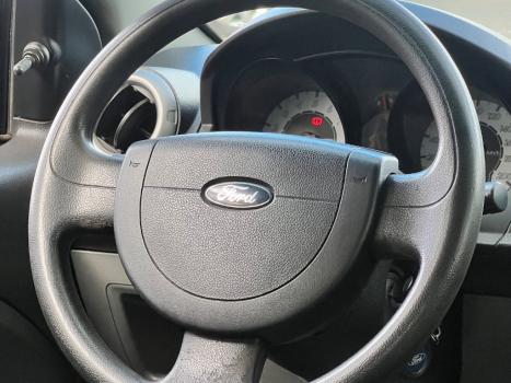 FORD Fiesta Sedan 1.6 4P CLASS FLEX, Foto 8 FORD Fiesta Sedan 1.6 4P CLASS FLEX, Foto 8