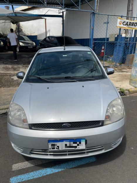 FORD Fiesta Sedan 1.6 4P ROCAM FLEX, Foto 2