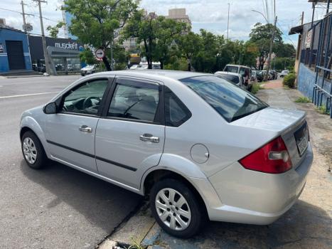 FORD Fiesta Sedan 1.6 4P ROCAM FLEX, Foto 5