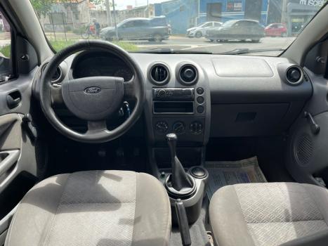 FORD Fiesta Sedan 1.6 4P ROCAM FLEX, Foto 10