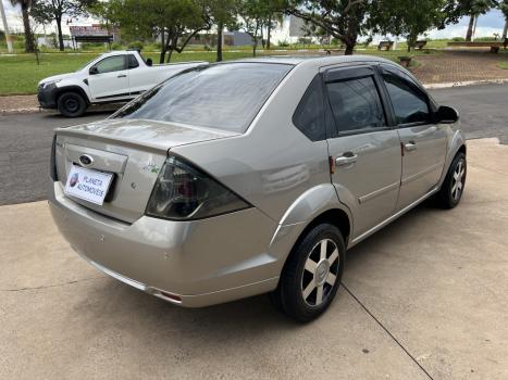 FORD Fiesta Sedan 1.6 4P FLEX, Foto 4