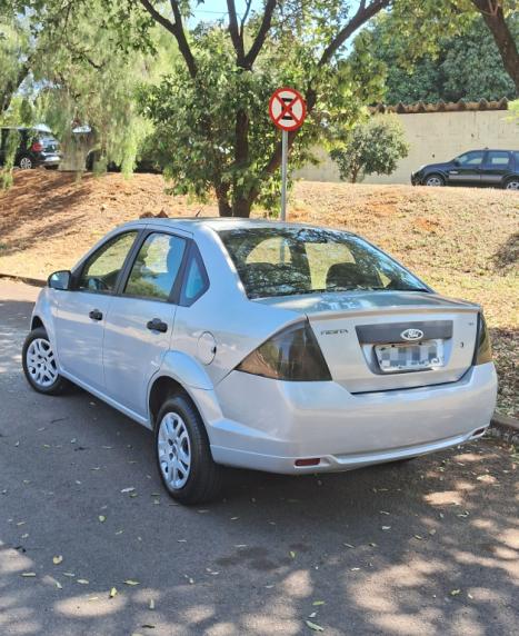 FORD Fiesta Sedan 1.6 4P FLEX, Foto 6