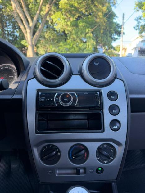 FORD Fiesta Sedan 1.6 16V 4P SE FLEX, Foto 5