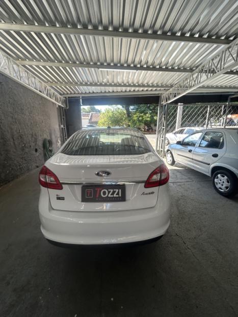 FORD Fiesta Sedan 1.6 4P SE FLEX, Foto 4