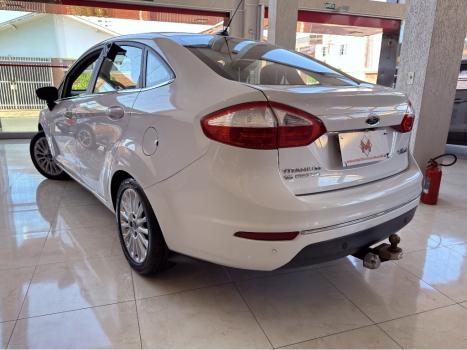 FORD Fiesta Sedan 1.6 4P FLEX TITANIUM PLUS POWERSHIFT AUTOM�TICO, Foto 4
