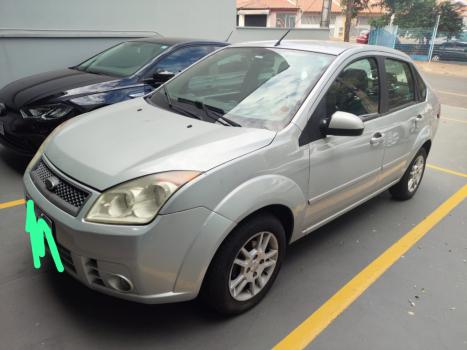 FORD Fiesta Sedan 1.0 4P PERSONALIT�, Foto 2