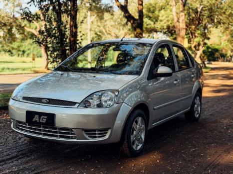 FORD Fiesta Sedan 1.6 4P FLEX, Foto 2
