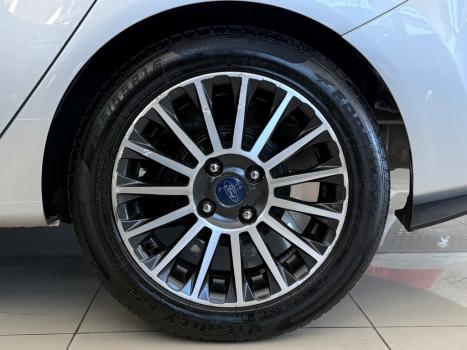 FORD Fiesta Sedan 1.6 4P FLEX TITANIUM POWERSHIFT AUTOM�TICO, Foto 10