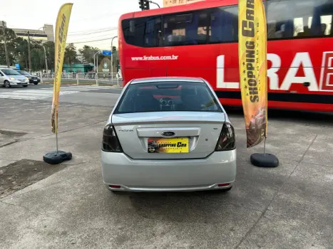 FORD Fiesta Sedan 1.6 4P ROCAM FLEX, Foto 3