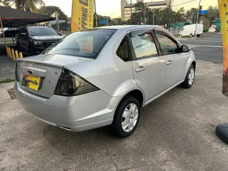 FORD Fiesta Sedan 1.6 4P ROCAM FLEX, Foto 4
