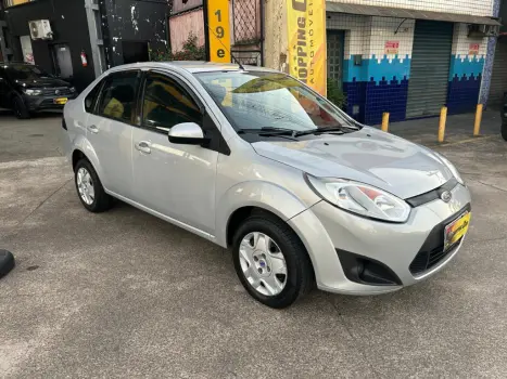 FORD Fiesta Sedan 1.6 4P ROCAM FLEX, Foto 5