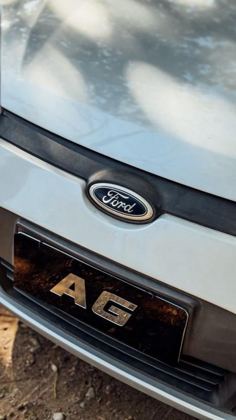 FORD Fiesta Sedan 1.6 4P FLEX, Foto 6