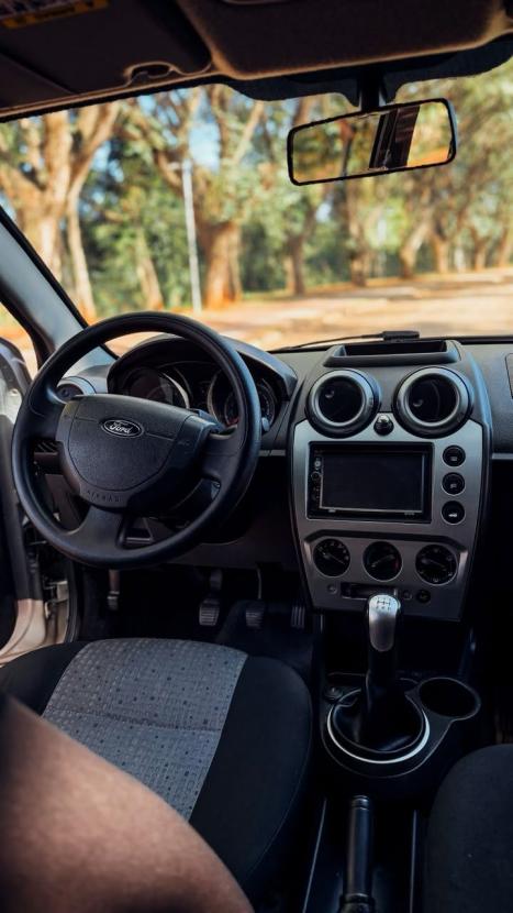 FORD Fiesta Sedan 1.6 4P FLEX, Foto 7