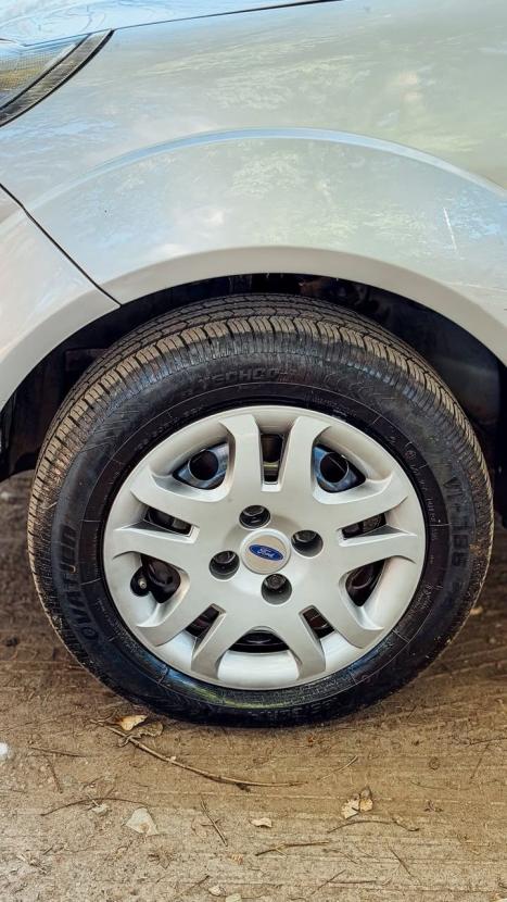 FORD Fiesta Sedan 1.6 4P FLEX, Foto 16