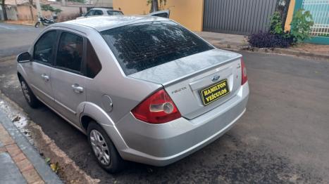 FORD Fiesta Sedan 1.6 4P FLEX, Foto 3