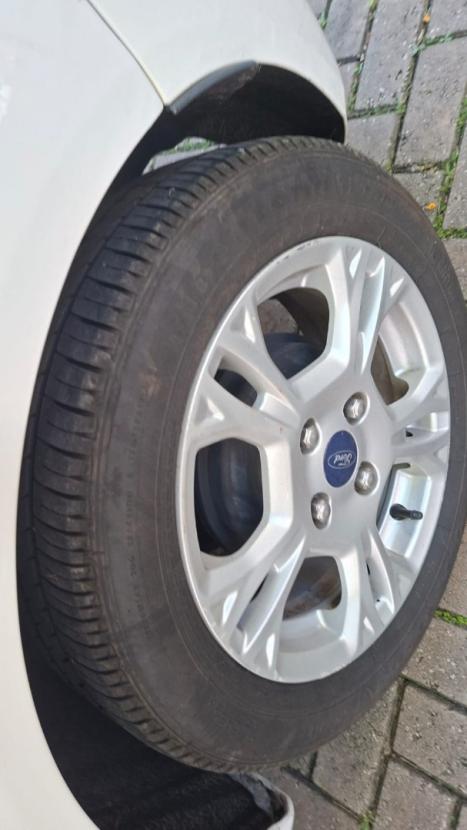 FORD Fiesta Sedan 1.5 16V 4P SE FLEX, Foto 5