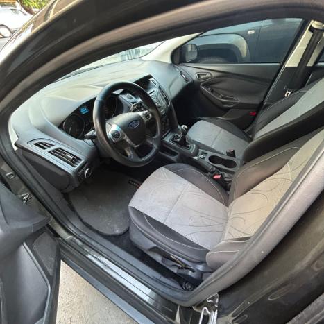 FORD Focus Hatch 1.6 16V 4P FLEX S, Foto 8