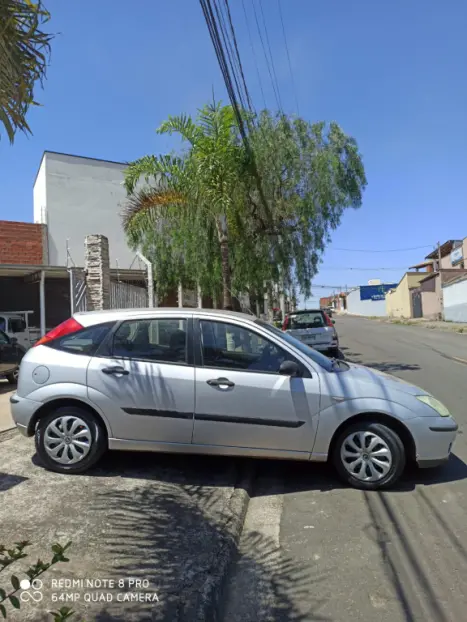 FORD Focus Hatch 1.6 4P, Foto 6