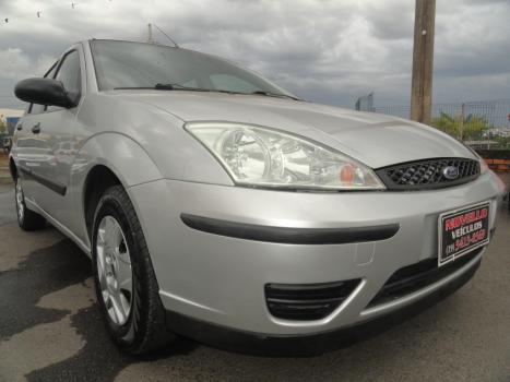 FORD Focus Hatch 1.6 4P FLEX GL, Foto 2