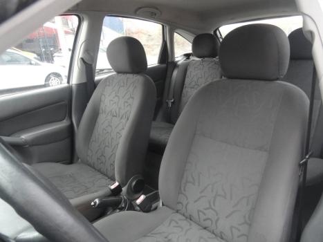 FORD Focus Hatch 1.6 4P FLEX GL, Foto 15