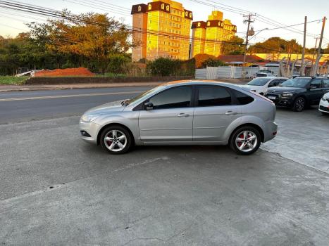 FORD Focus Hatch 1.6 4P, Foto 3