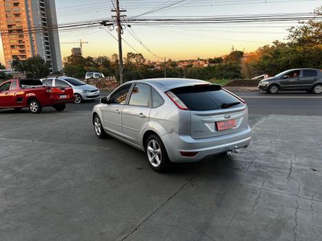 FORD Focus Hatch 1.6 4P, Foto 6