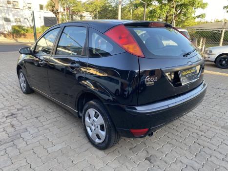 FORD Focus Hatch 1.6 4P FLEX GL, Foto 6 FORD Focus Hatch 1.6 4P FLEX GL, Foto 6