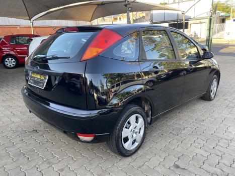 FORD Focus Hatch 1.6 4P FLEX GL, Foto 7 FORD Focus Hatch 1.6 4P FLEX GL, Foto 7