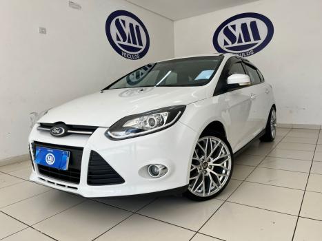 FORD Focus Hatch 1.6 16V 4P SE PLUS FLEX, Foto 1