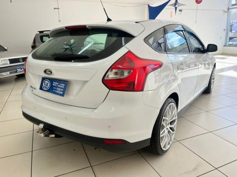 FORD Focus Hatch 1.6 16V 4P SE PLUS FLEX, Foto 5