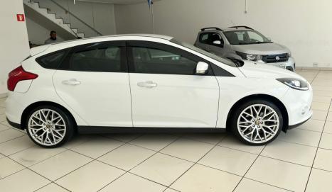 FORD Focus Hatch 1.6 16V 4P SE PLUS FLEX, Foto 6