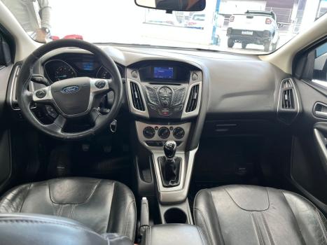 FORD Focus Hatch 1.6 16V 4P SE PLUS FLEX, Foto 12