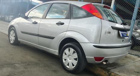 FORD Focus Hatch 1.6 4P, Foto 4