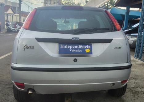 FORD Focus Hatch 1.6 4P, Foto 5