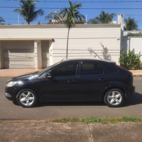 FORD Focus Hatch 1.6 16V 4P FLEX GL, Foto 1