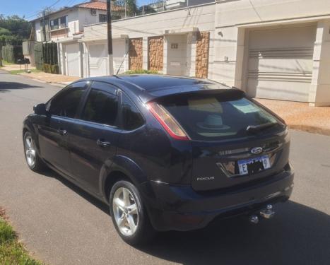 FORD Focus Hatch 1.6 16V 4P FLEX GL, Foto 4